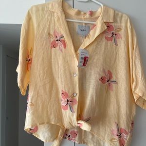 NWT Rails yellow floral tie front blouse